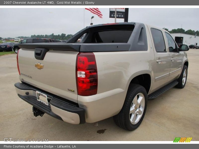 Gold Mist Metallic / Ebony 2007 Chevrolet Avalanche LT 4WD