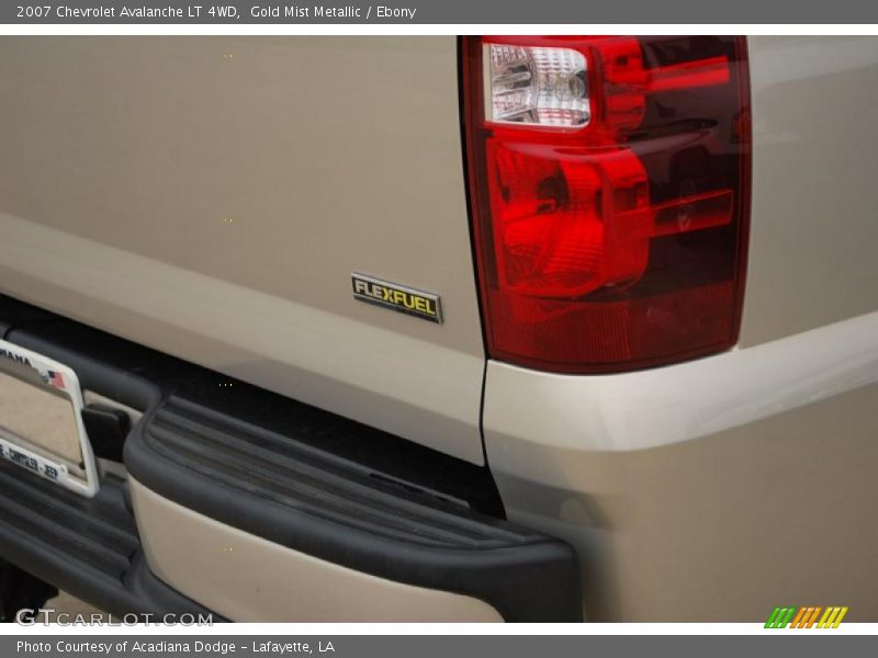 Gold Mist Metallic / Ebony 2007 Chevrolet Avalanche LT 4WD