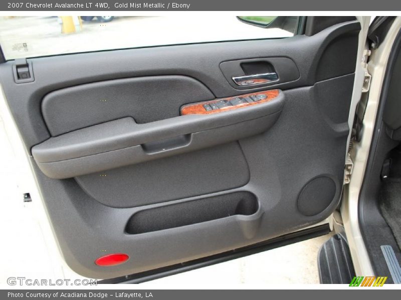 Gold Mist Metallic / Ebony 2007 Chevrolet Avalanche LT 4WD