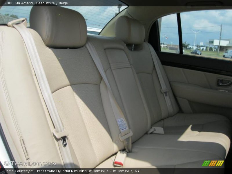 Pearl White / Beige 2008 Kia Amanti