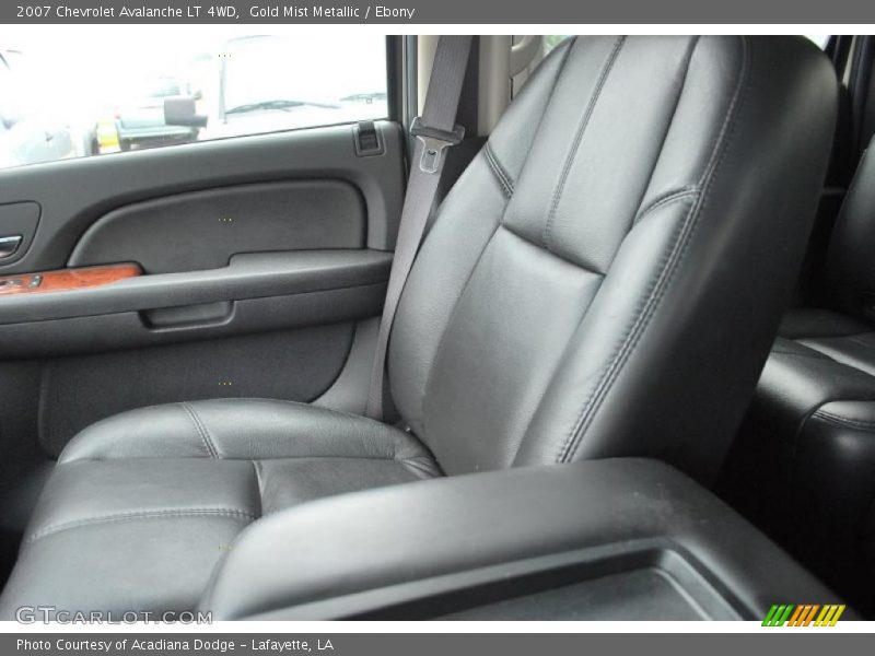 Gold Mist Metallic / Ebony 2007 Chevrolet Avalanche LT 4WD