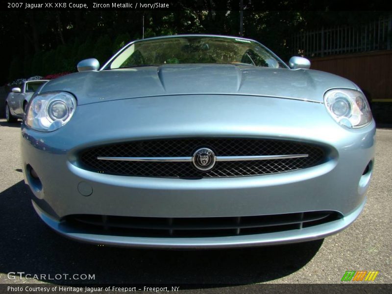 Zircon Metallic / Ivory/Slate 2007 Jaguar XK XK8 Coupe