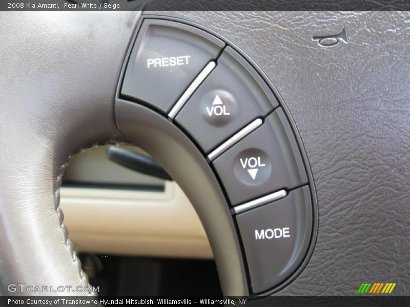 Pearl White / Beige 2008 Kia Amanti