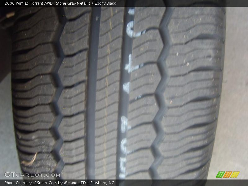 Stone Gray Metallic / Ebony Black 2006 Pontiac Torrent AWD