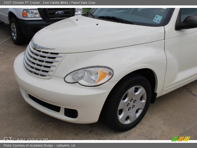 Cool Vanilla White / Pastel Slate Gray 2007 Chrysler PT Cruiser