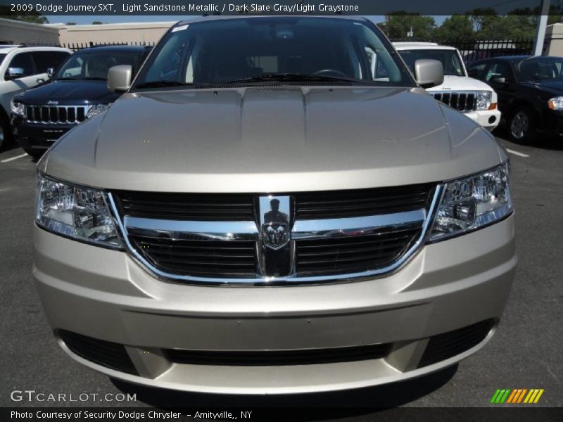 Light Sandstone Metallic / Dark Slate Gray/Light Graystone 2009 Dodge Journey SXT