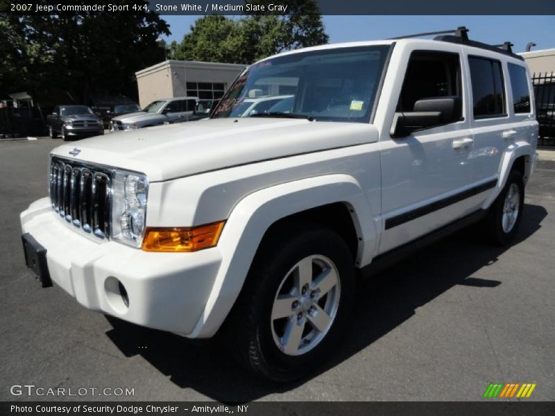 Stone White / Medium Slate Gray 2007 Jeep Commander Sport 4x4
