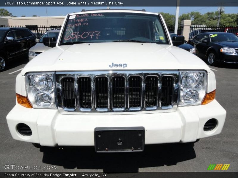 Stone White / Medium Slate Gray 2007 Jeep Commander Sport 4x4