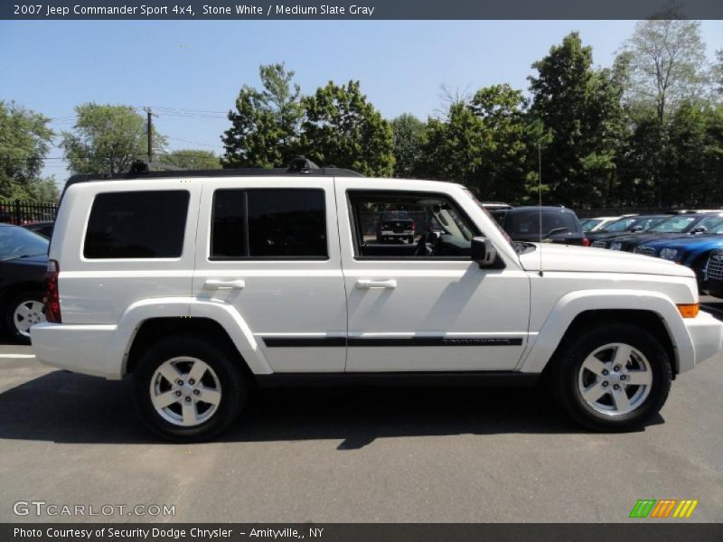 Stone White / Medium Slate Gray 2007 Jeep Commander Sport 4x4