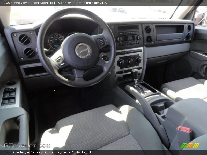 Stone White / Medium Slate Gray 2007 Jeep Commander Sport 4x4