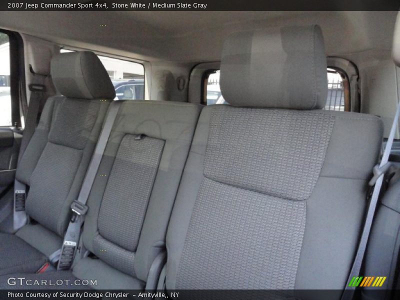 Stone White / Medium Slate Gray 2007 Jeep Commander Sport 4x4