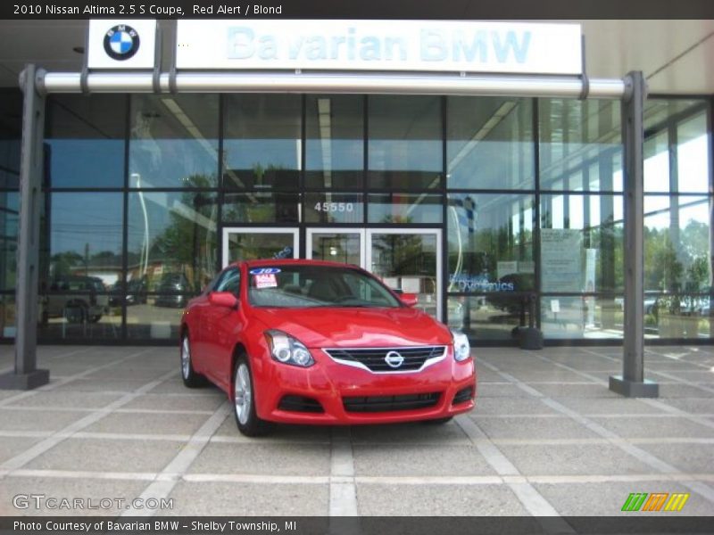 Red Alert / Blond 2010 Nissan Altima 2.5 S Coupe