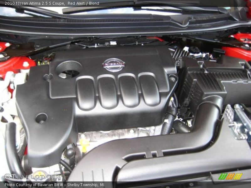 Red Alert / Blond 2010 Nissan Altima 2.5 S Coupe