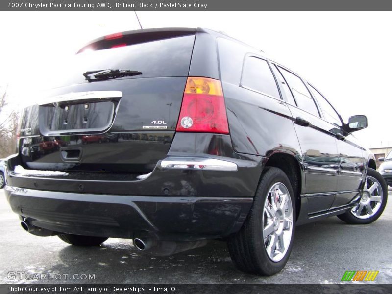 Brilliant Black / Pastel Slate Gray 2007 Chrysler Pacifica Touring AWD