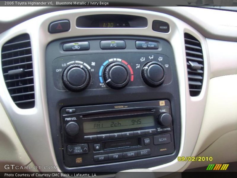 Bluestone Metallic / Ivory Beige 2006 Toyota Highlander V6