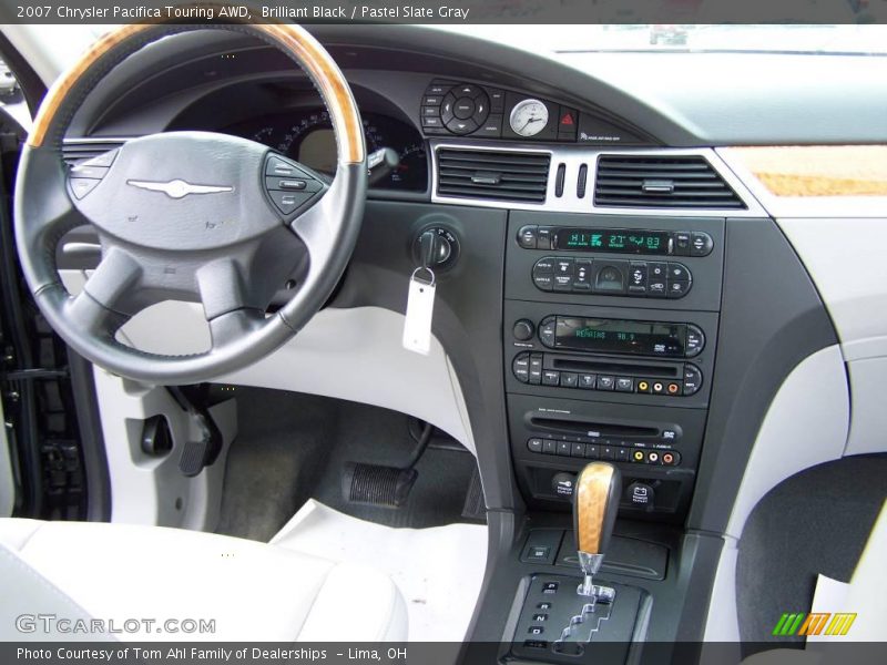 Brilliant Black / Pastel Slate Gray 2007 Chrysler Pacifica Touring AWD