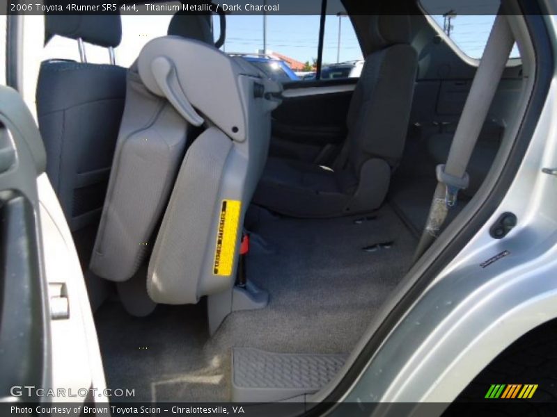 Titanium Metallic / Dark Charcoal 2006 Toyota 4Runner SR5 4x4