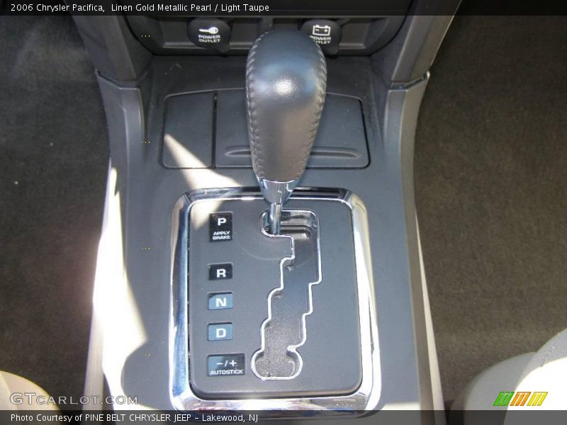 Linen Gold Metallic Pearl / Light Taupe 2006 Chrysler Pacifica