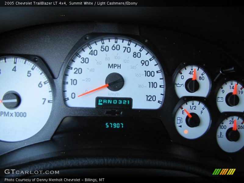 Summit White / Light Cashmere/Ebony 2005 Chevrolet TrailBlazer LT 4x4