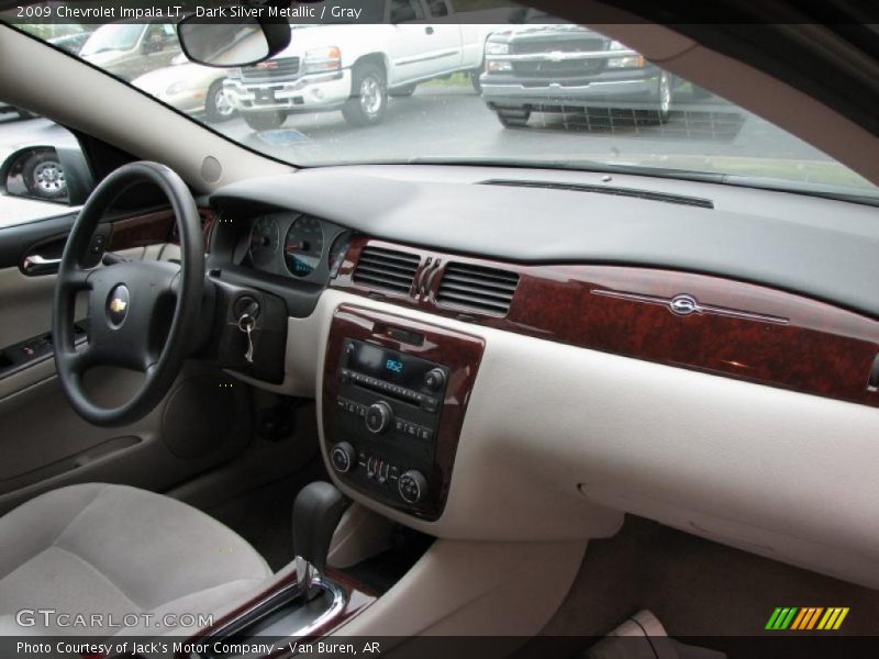 Dark Silver Metallic / Gray 2009 Chevrolet Impala LT