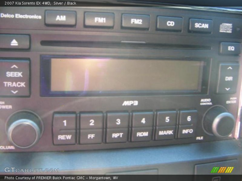 Silver / Black 2007 Kia Sorento EX 4WD