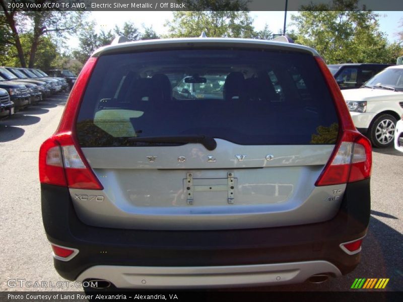 Electric Silver Metallic / Off Black 2009 Volvo XC70 T6 AWD
