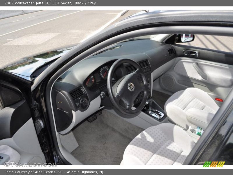Black / Grey 2002 Volkswagen Jetta GLS 1.8T Sedan