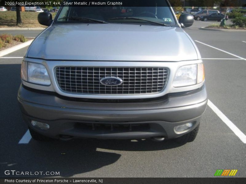 Silver Metallic / Medium Graphite 2000 Ford Expedition XLT 4x4