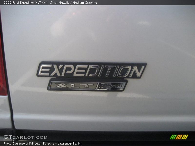 Silver Metallic / Medium Graphite 2000 Ford Expedition XLT 4x4