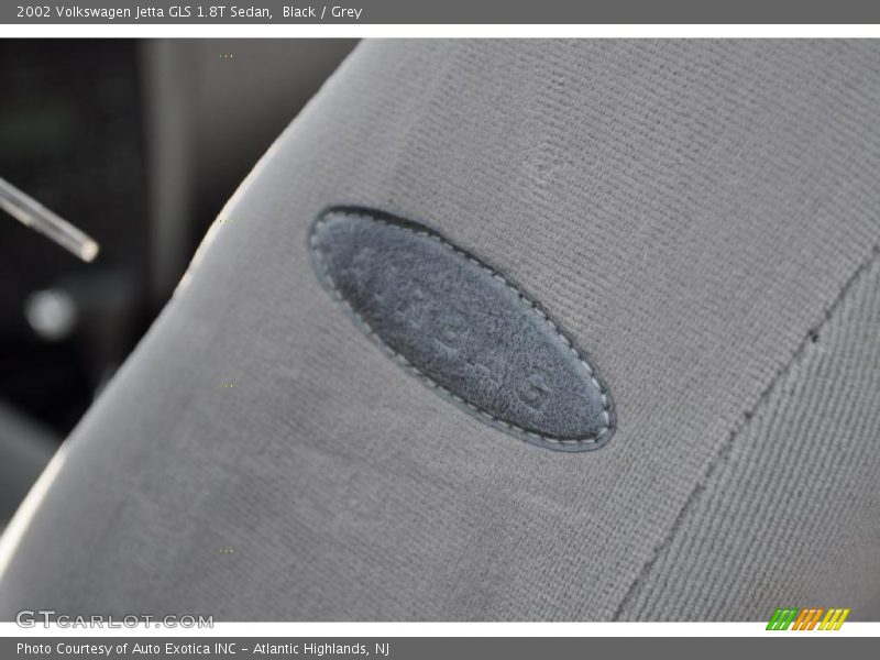 Black / Grey 2002 Volkswagen Jetta GLS 1.8T Sedan