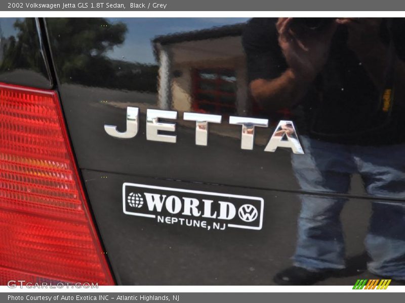 Black / Grey 2002 Volkswagen Jetta GLS 1.8T Sedan