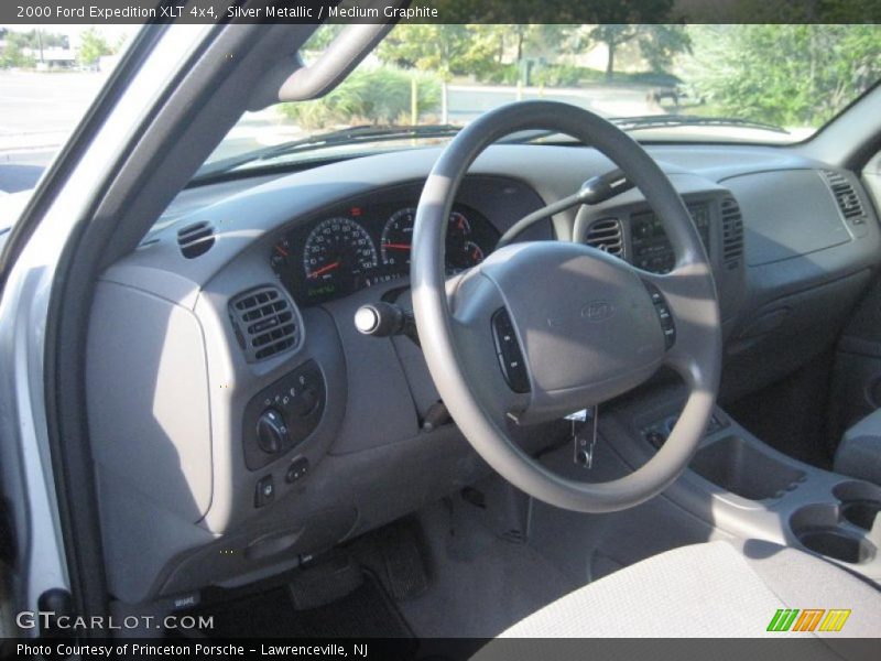 Silver Metallic / Medium Graphite 2000 Ford Expedition XLT 4x4