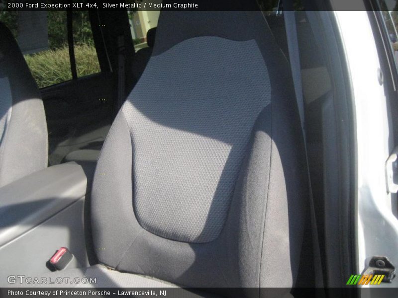 Silver Metallic / Medium Graphite 2000 Ford Expedition XLT 4x4