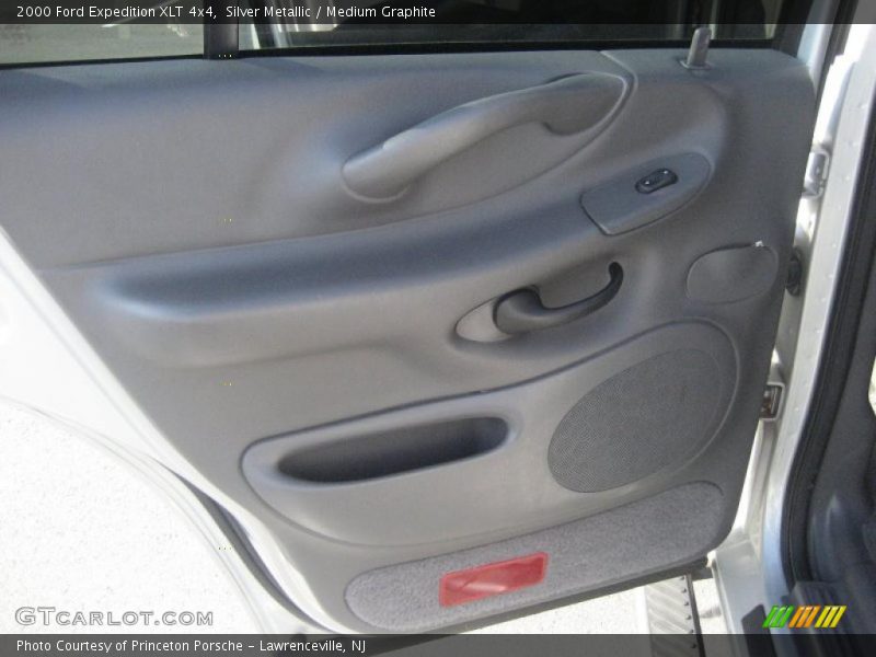 Silver Metallic / Medium Graphite 2000 Ford Expedition XLT 4x4