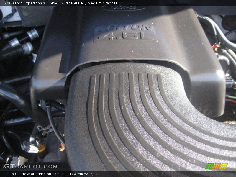 Silver Metallic / Medium Graphite 2000 Ford Expedition XLT 4x4