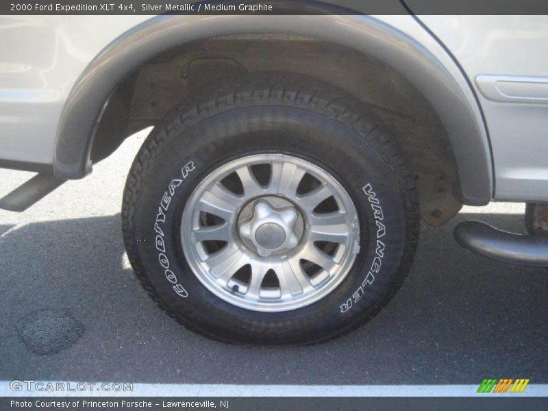 Silver Metallic / Medium Graphite 2000 Ford Expedition XLT 4x4