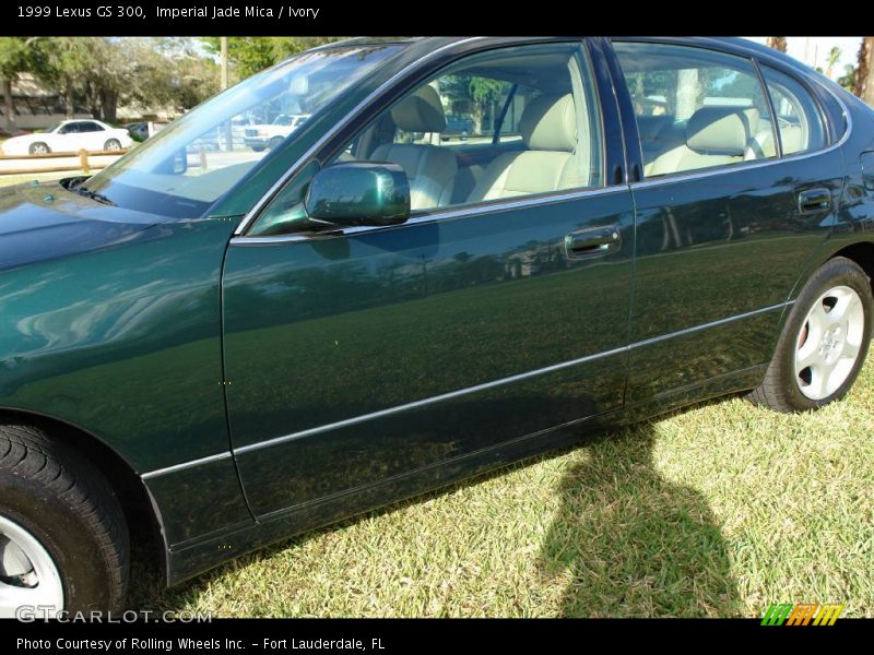 Imperial Jade Mica / Ivory 1999 Lexus GS 300