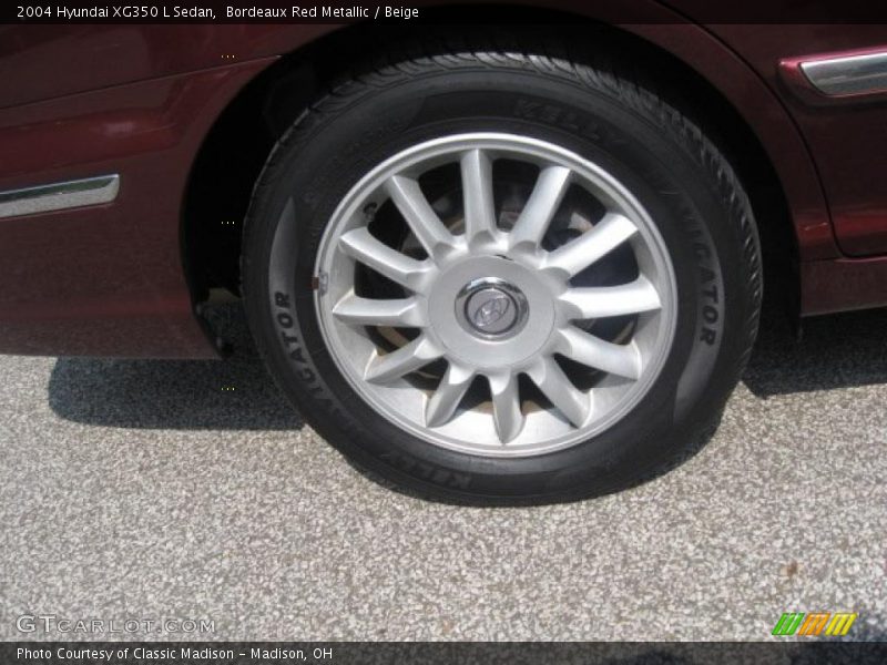 Bordeaux Red Metallic / Beige 2004 Hyundai XG350 L Sedan