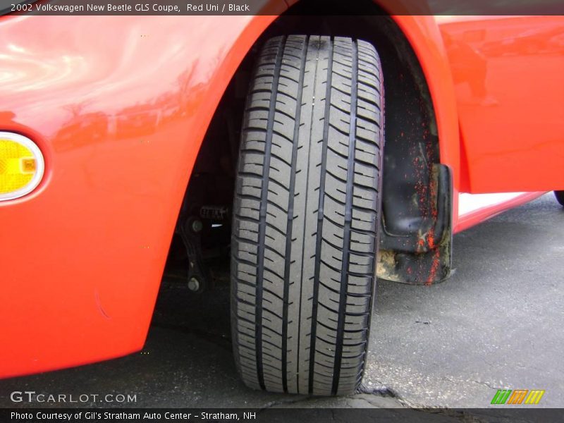 Red Uni / Black 2002 Volkswagen New Beetle GLS Coupe