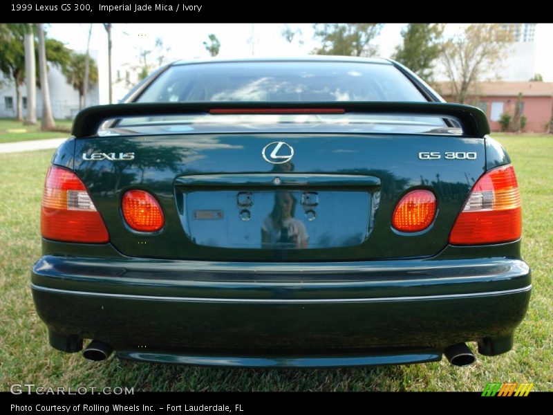Imperial Jade Mica / Ivory 1999 Lexus GS 300