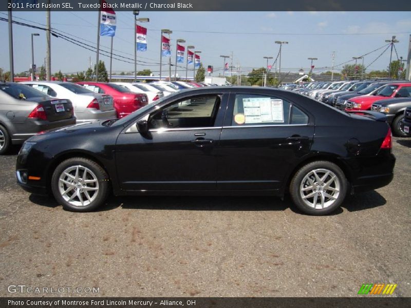 Tuxedo Black Metallic / Charcoal Black 2011 Ford Fusion SEL