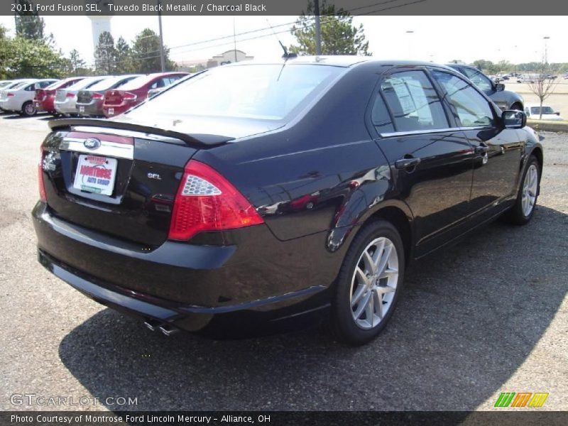 Tuxedo Black Metallic / Charcoal Black 2011 Ford Fusion SEL