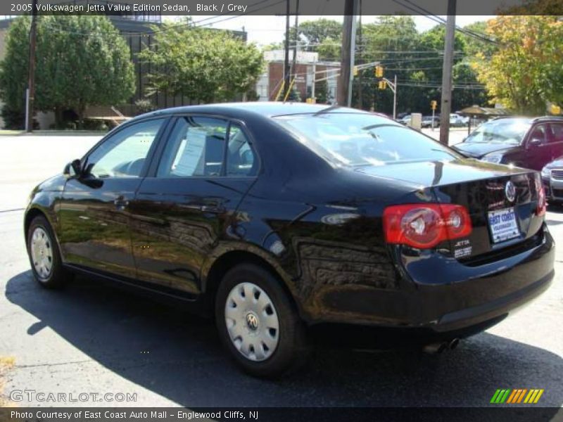 Black / Grey 2005 Volkswagen Jetta Value Edition Sedan