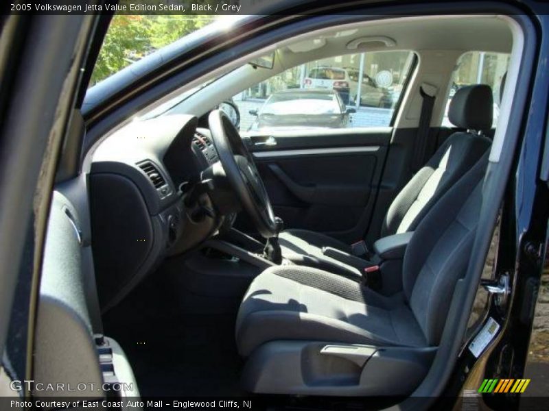 Black / Grey 2005 Volkswagen Jetta Value Edition Sedan