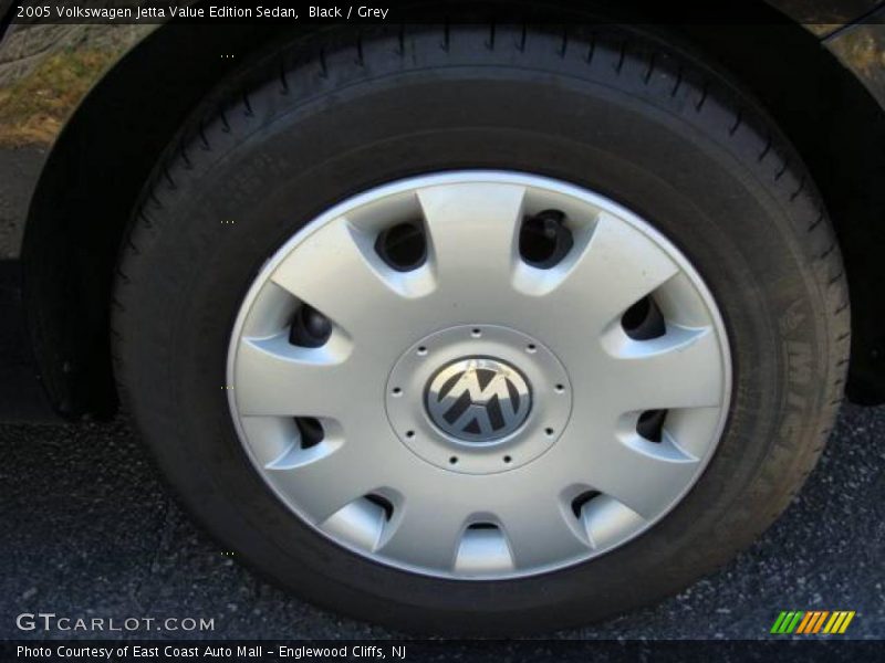 Black / Grey 2005 Volkswagen Jetta Value Edition Sedan