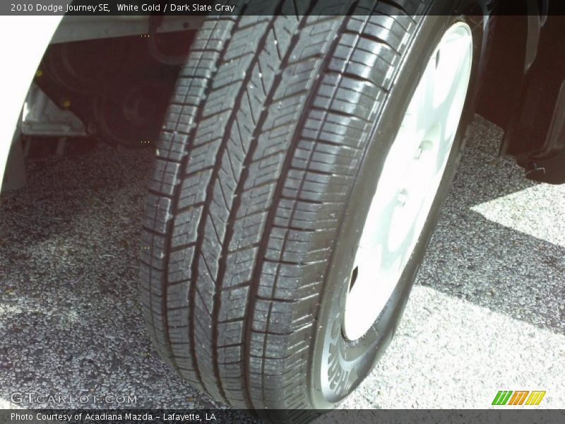 White Gold / Dark Slate Gray 2010 Dodge Journey SE