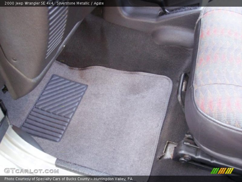 Silverstone Metallic / Agate 2000 Jeep Wrangler SE 4x4