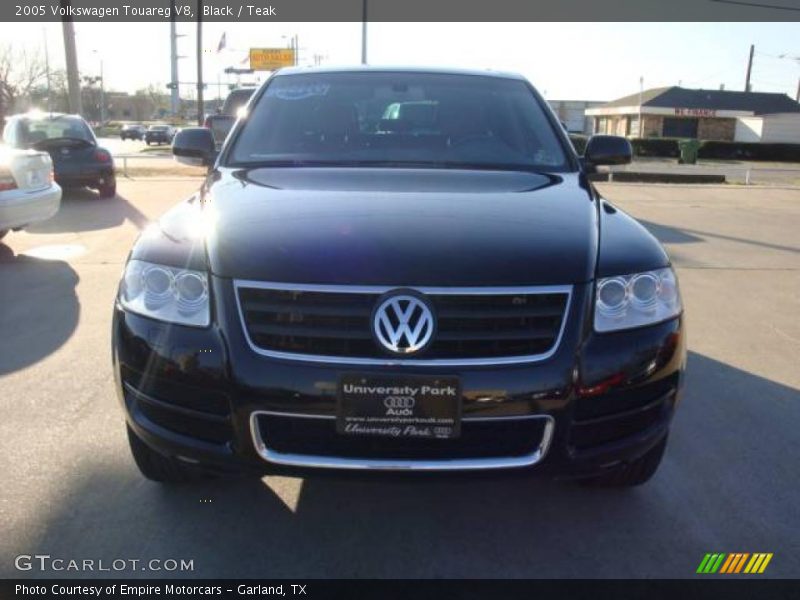 Black / Teak 2005 Volkswagen Touareg V8