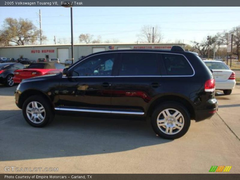 Black / Teak 2005 Volkswagen Touareg V8