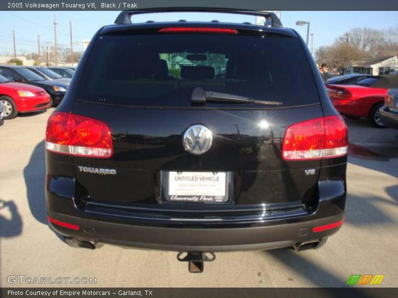 Black / Teak 2005 Volkswagen Touareg V8